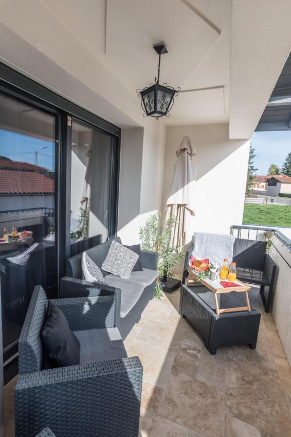 - Luxueux Casa Selva - Parking Gratuit - Spacieux - Balcon - Wifi Viriat Екстер'єр фото