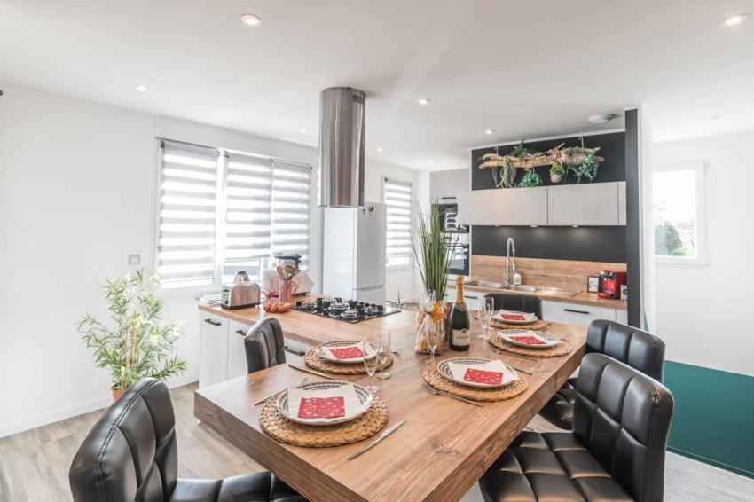 - Luxueux Casa Selva - Parking Gratuit - Spacieux - Balcon - Wifi Viriat Екстер'єр фото